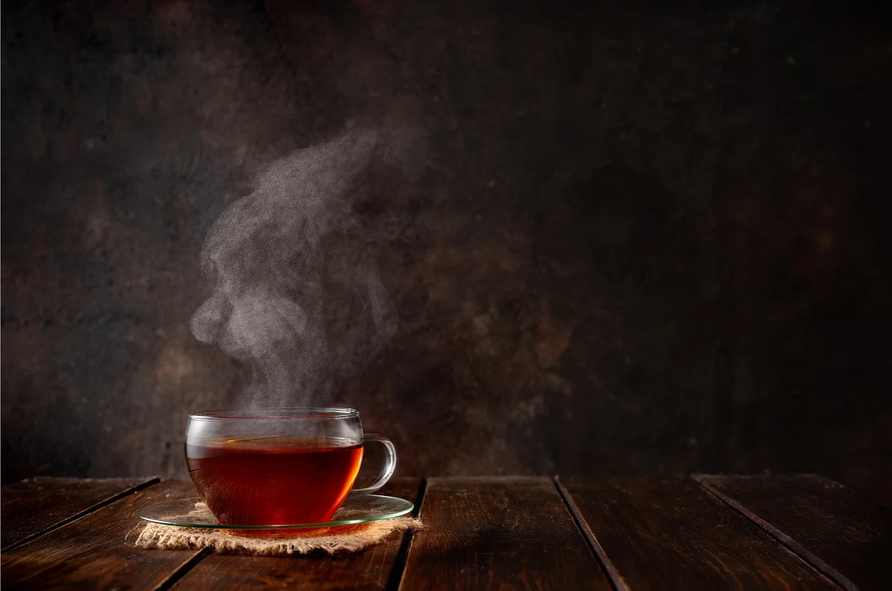 10 korzyści zdrowotnych czarnej herbaty
