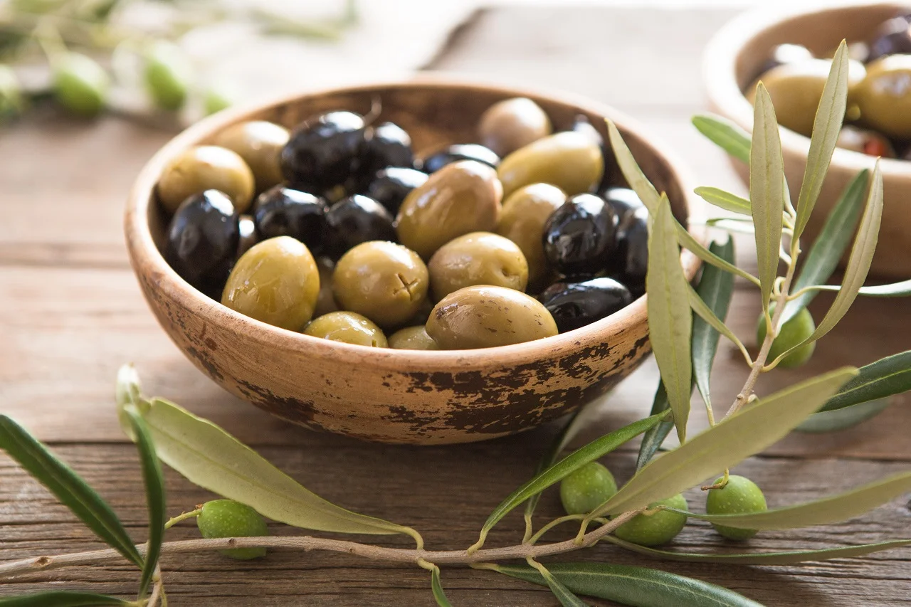 Czy oliwki są zdrowe? Znaczenie prozdrowotne owoców drzewa oliwnego w diecie człowieka